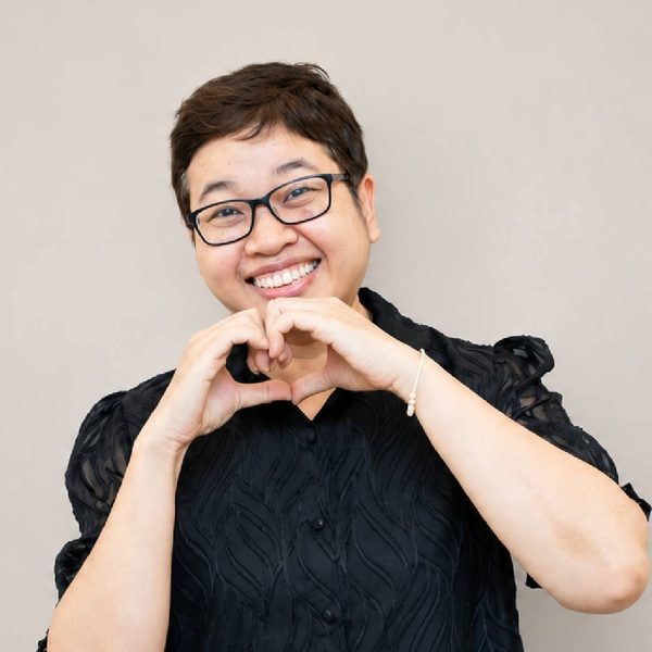 Ms Navaporn Bunjongsattaporn — Accountant